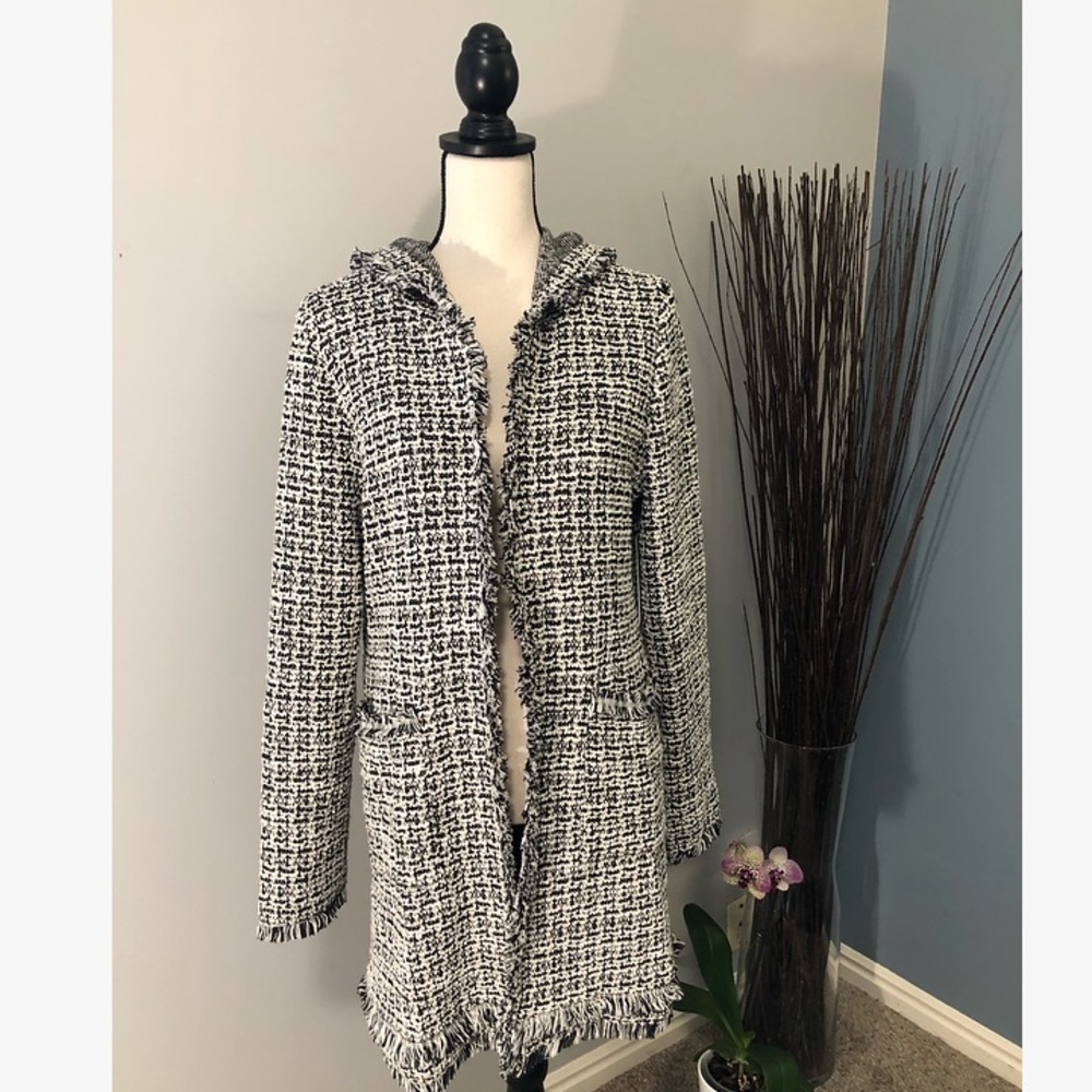 SALE!! Laundry by Shelli Segal boucle jacket